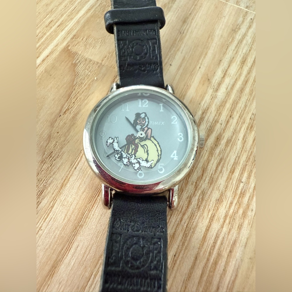 Vintage Timex Disney 101 Dalmatians Cruella watch NEW BATTERY